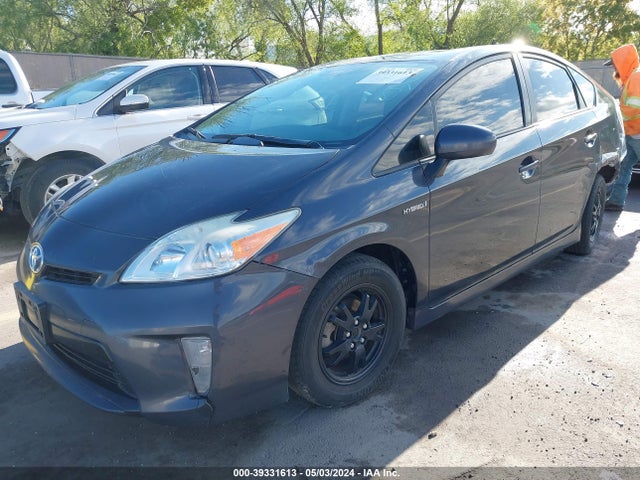 Toyota Prius Two 2015 JTDKN3DU6F0443240 Image 2