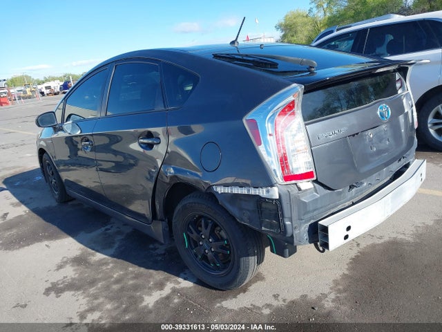 Toyota Prius Two 2015 JTDKN3DU6F0443240 Image 3