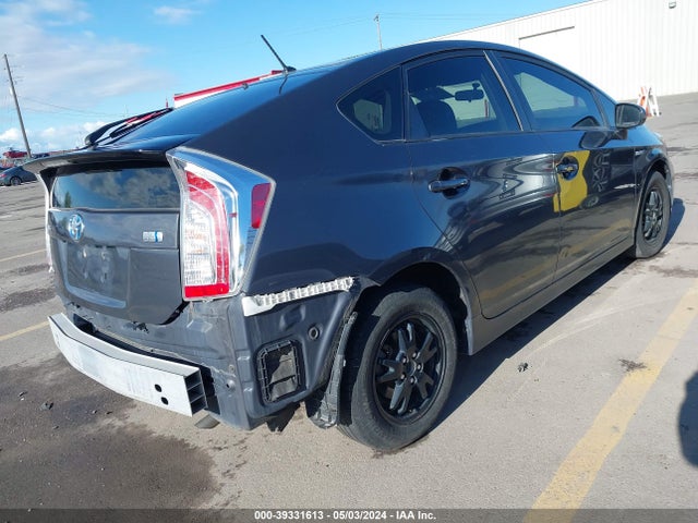 Toyota Prius Two 2015 JTDKN3DU6F0443240 Image 4