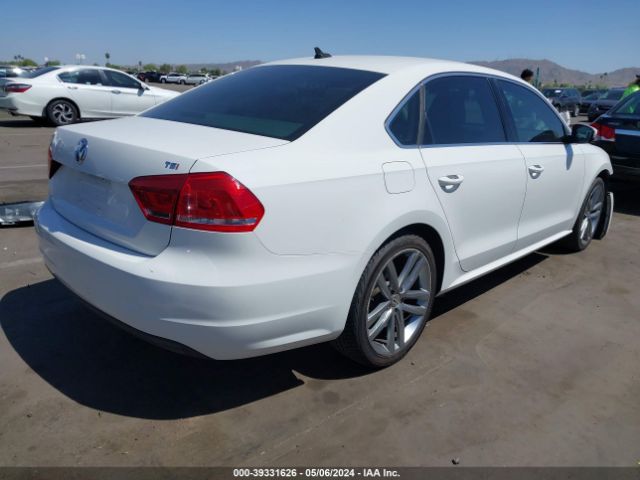 1VWAT7A31FC082502 Volkswagen Passat 1.8t Limited Edition
