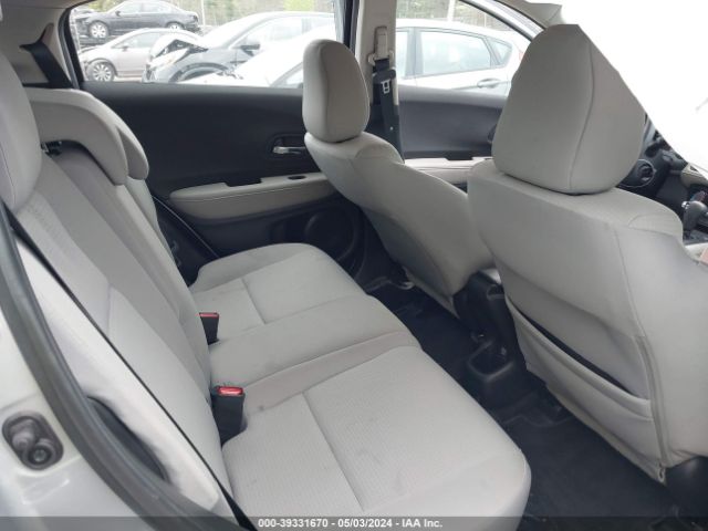 3CZRU6H31NM735761 Honda Hr-v Awd Lx