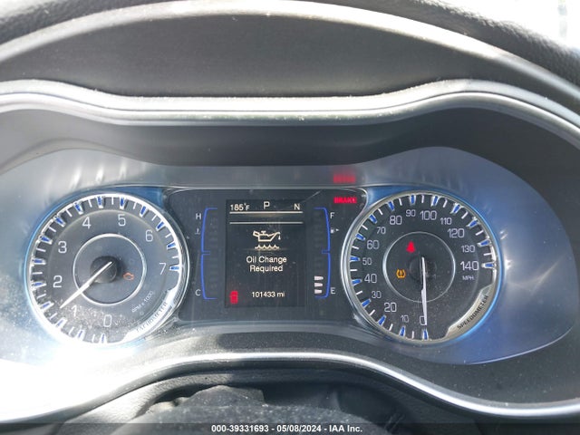 Chrysler 200 Limited Platinum 2016 1C3CCCAB0GN195377 Image 7