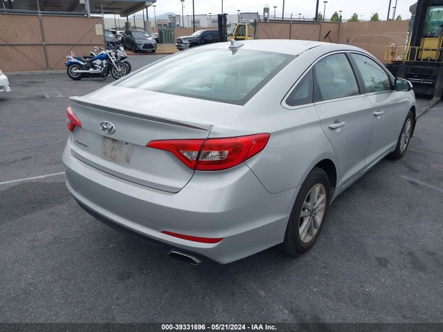 Hyundai SONATA SE 2016 5NPE24AF4GH266130 Image 4