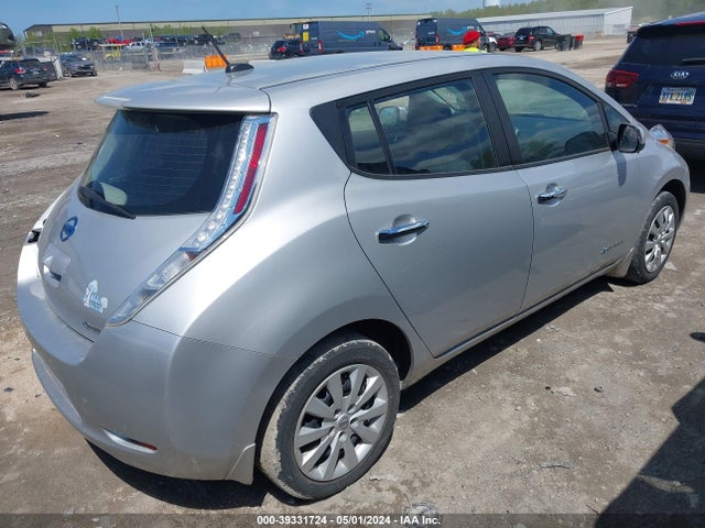 Nissan LEAF S 2015 1N4AZ0CP0FC333170 Image 4