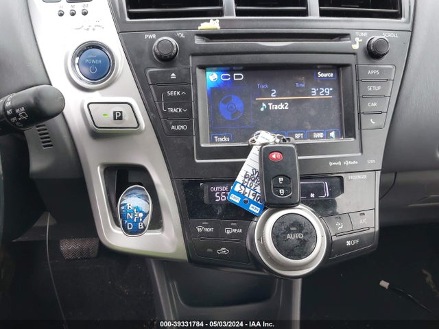 Toyota Prius V Five 2014 JTDZN3EUXEJ013135 Image 11