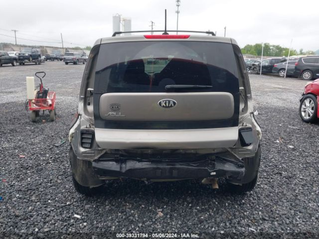 KNDJN2A2XG7299015 KIA Soul