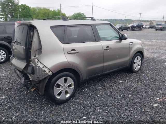 KNDJN2A2XG7299015 KIA Soul