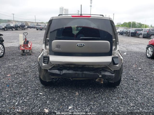 KNDJN2A2XG7299015 KIA Soul