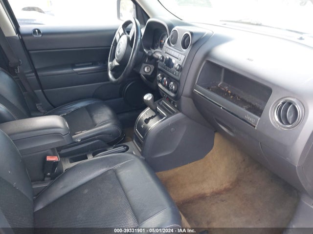 1C4NJPBAXGD634372 Jeep Patriot Sport Se