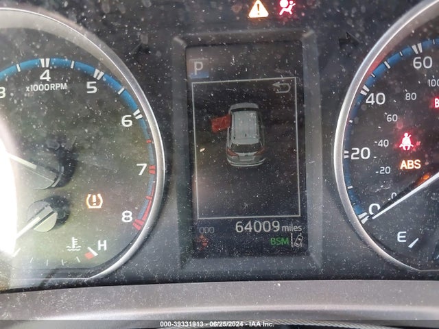 Toyota Rav4 Xle 2018 JTMWFREV1JD131658 Image 7