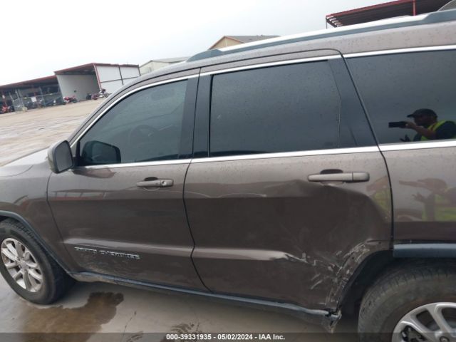 1C4RJEAG8MC713889 Jeep Grand Cherokee Laredo E 4x2
