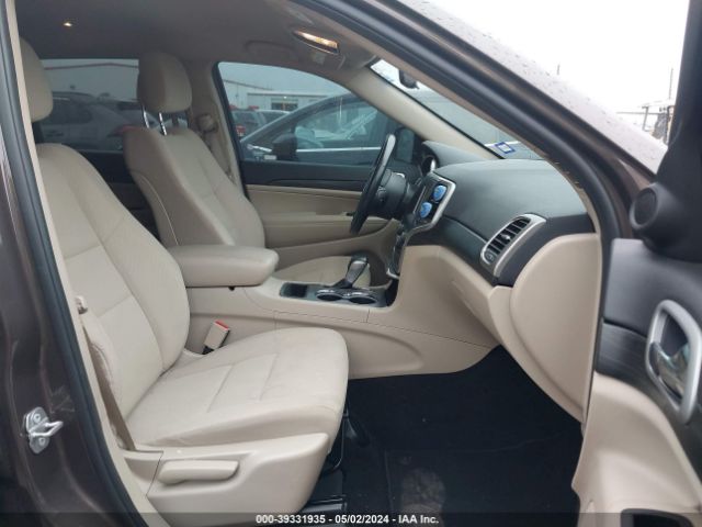 1C4RJEAG8MC713889 Jeep Grand Cherokee Laredo E 4x2