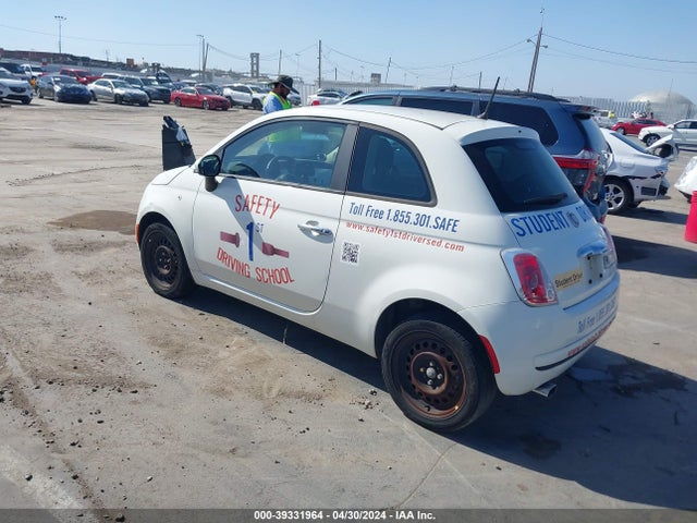 2013 FIAT 500 3C3CFFAR0DT600753 Photo 2