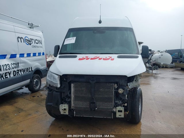 39331974 :رقم المزاد ، W1Y4KCHY5PT124695 vin ، 2023 Mercedes-benz Sprinter 2500 High Roof 4-cyl Diesel مزاد بيع