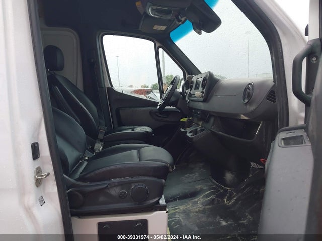 39331974 :رقم المزاد ، W1Y4KCHY5PT124695 vin ، 2023 Mercedes-benz Sprinter 2500 High Roof 4-cyl Diesel مزاد بيع