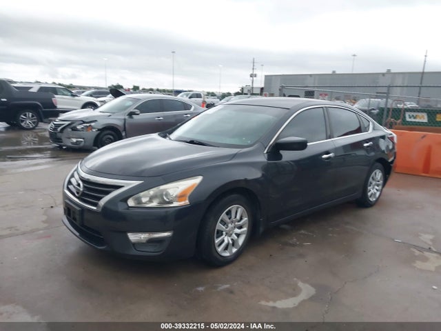 Nissan Altima 2.5 S 2015 1N4AL3AP1FN863223 Image 2