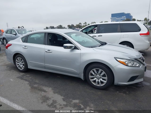 Nissan Altima 2.5 S 2017 1N4AL3AP5HN319133 Image 13