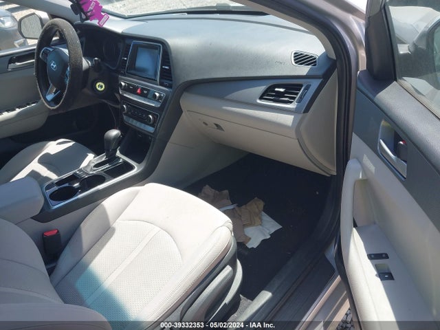 Hyundai SONATA SE 2018 5NPE24AF0JH681713 Image 5