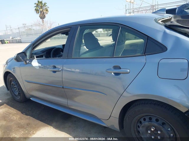 Toyota Corolla Hybrid Le 2024 JTDBCMFE9R3027817 Image 14