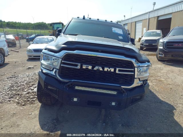 3C6UR5CL1NG222261 RAM 2500 Tradesman  4x4 6'4 Box