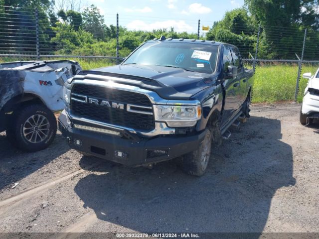 3C6UR5CL1NG222261 RAM 2500 Tradesman  4x4 6'4 Box