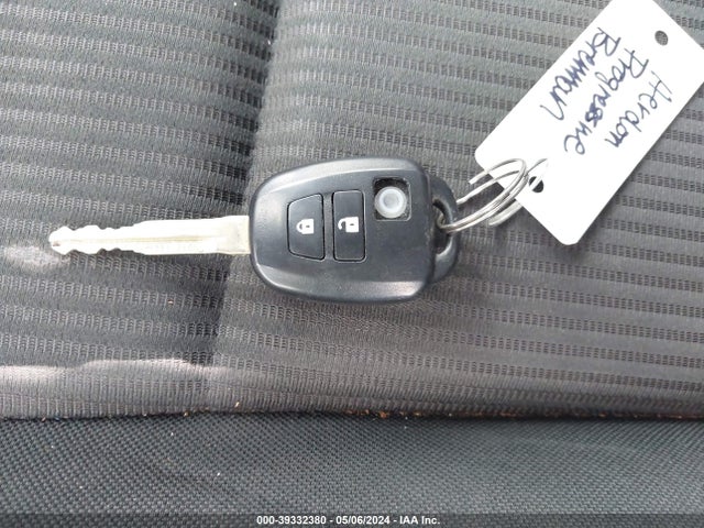 Toyota RAV4 LE 2017 JTMZFREV6HJ700304 Image 11