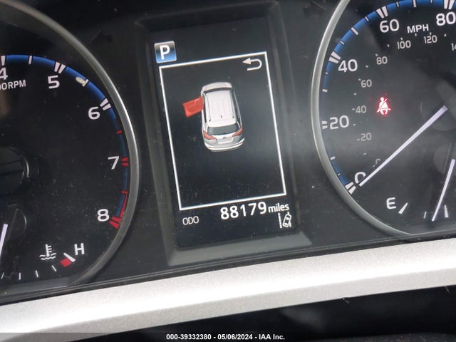 Toyota RAV4 LE 2017 JTMZFREV6HJ700304 Image 16