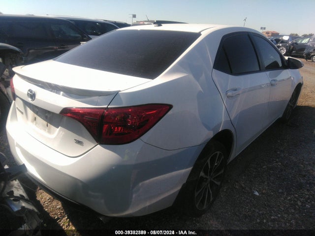 5YFBURHE3HP576796 Toyota COROLLA SE