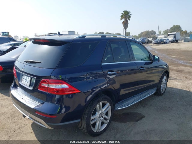 Mercedes-Benz ML 350 2015 4JGDA5JB7FA530752 Image 4