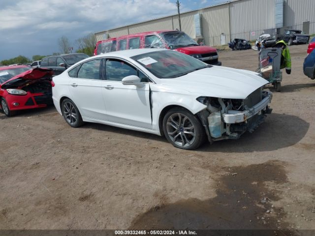 3FA6P0CDXKR233929 auction archive image