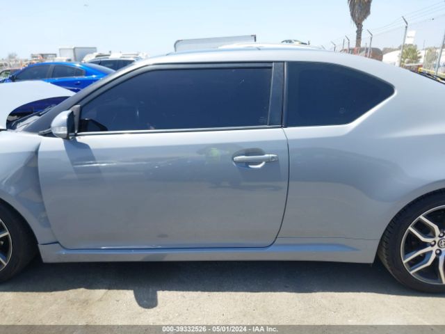 JTKJF5C76GJ023594 Scion TC