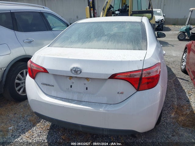 Toyota COROLLA LE 2018 2T1BURHE1JC052407 Image 17
