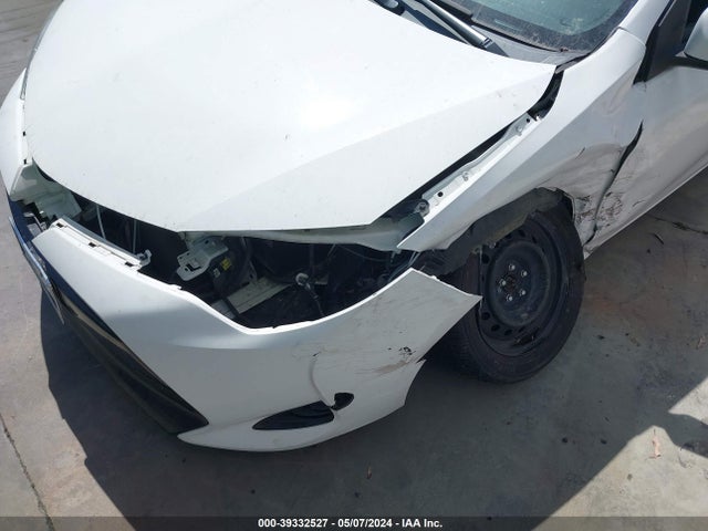 Toyota COROLLA LE 2018 2T1BURHE1JC052407 Image 12