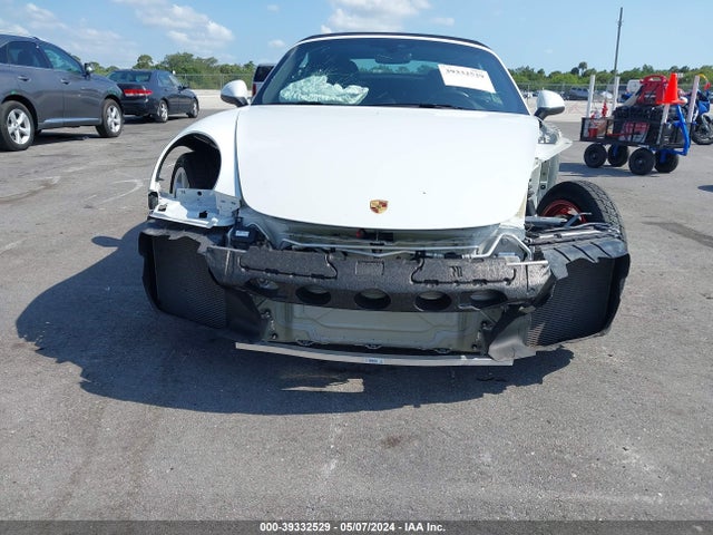Porsche 911 Carrera 4s 2017 WP0CB2A9XHS155638 Image 18