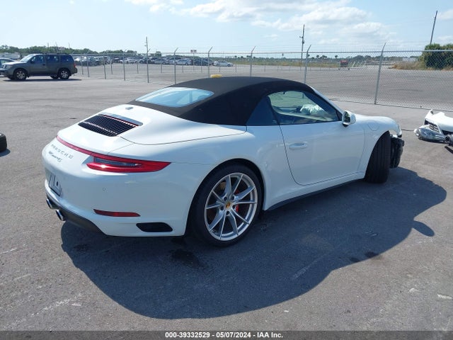 2017 PORSCHE 911 WP0CB2A9XHS155638 Photo 3