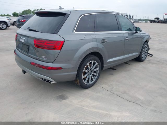 WA1VAAF76JD018715 Audi Q7 3.0t Premium
