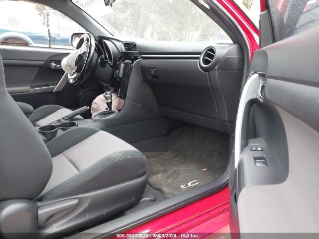 JTKJF5C78GJ023242 Scion TC