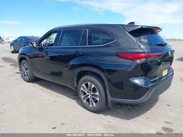 Toyota Highlander Xle 2021 5TDHZRBHXMS556612 Image 3
