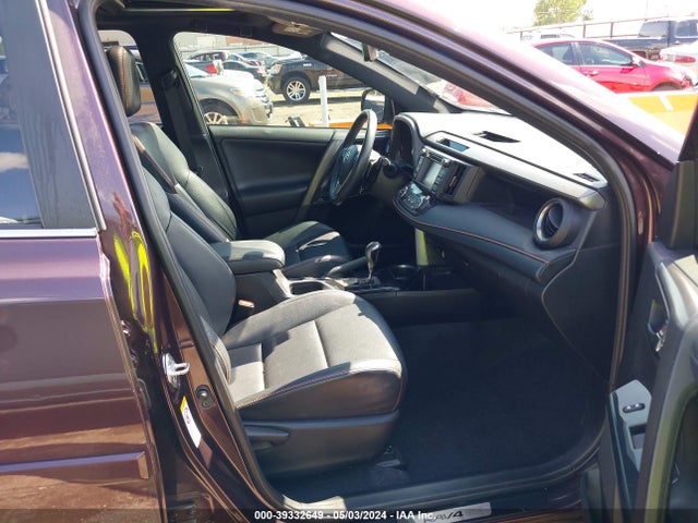 Toyota RAV4 SE 2018 2T3NFREV9JW457688 Image 5
