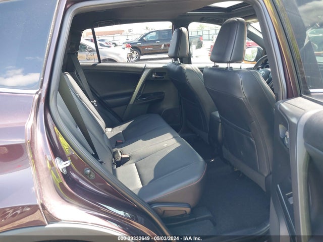 Toyota RAV4 SE 2018 2T3NFREV9JW457688 Image 8
