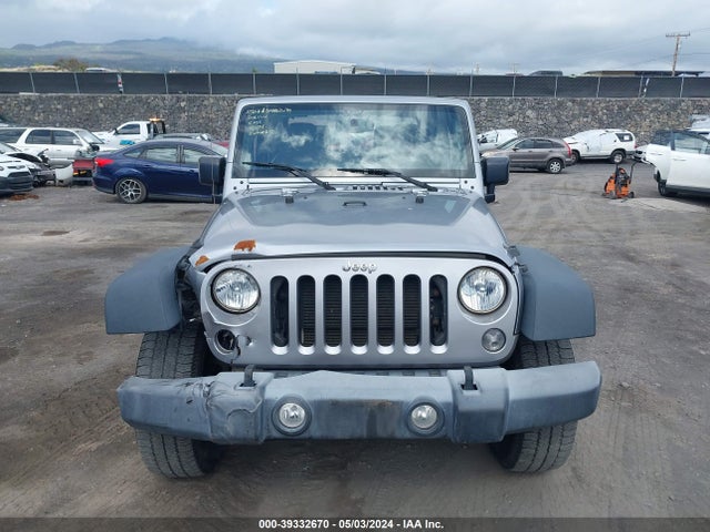 1C4GJWAGXHL576702 Jeep Wrangler Sport 4x4