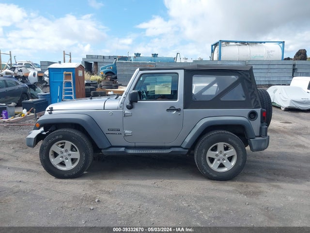 1C4GJWAGXHL576702 Jeep Wrangler Sport 4x4