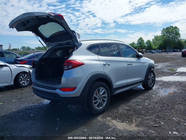 Hyundai Tucson Se Plus 2017 KM8J33A40HU537028 Image 4