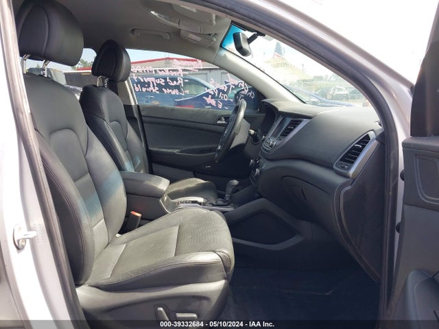 Hyundai Tucson Se Plus 2017 KM8J33A40HU537028 Image 5
