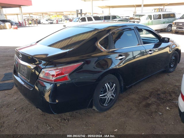 Nissan Altima 2.5 S 2015 1N4AL3AP4FN330301 Image 4