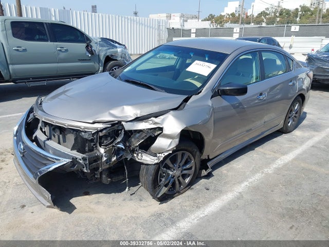 Nissan Altima 2.5 S 2015 1N4AL3AP0FN905381 Image 2