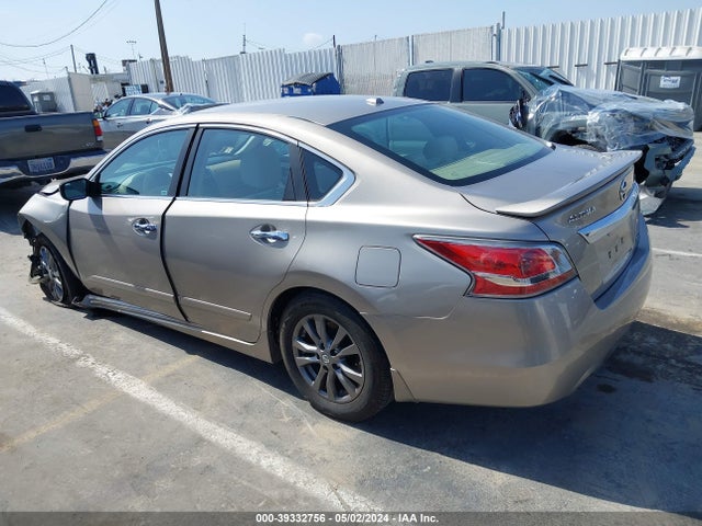 Nissan Altima 2.5 S 2015 1N4AL3AP0FN905381 Image 3