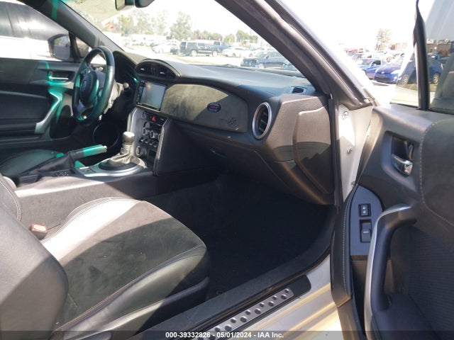 Toyota 86 GT 2018 JF1ZNAE16J8700954 Image 5