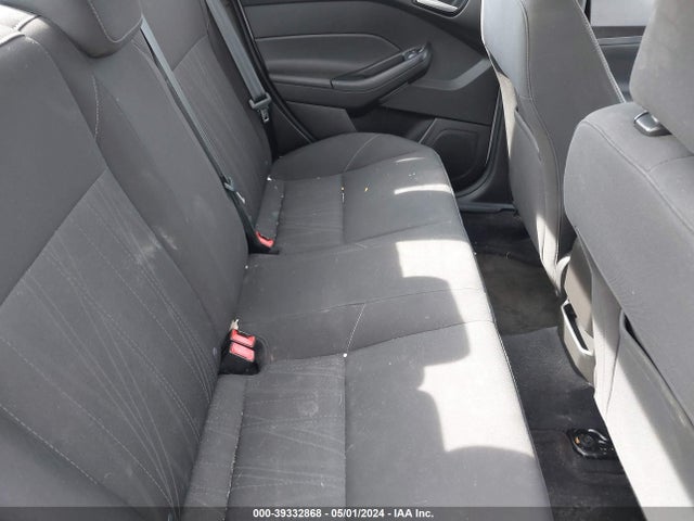 Ford FOCUS SE 2016 1FADP3F25GL251554 Image 8
