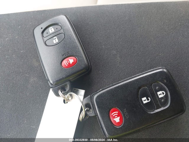 Toyota Prius V Five 2014 JTDZN3EU8EJ010606 Image 11